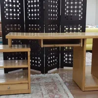 میز تحریر چوبی قابل تنظیم طول