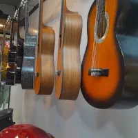 گیتار های خوش صدا و خوش قیمت و ریگلاژ شده|گیتار، بیس، امپلیفایر|کرمان, |دیوار