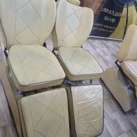 دوتا صندلی اصلاح و تخت ماساژ