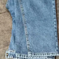 شلوار لی زنانه