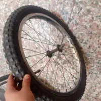 لاستیک دوچرخه سایز ۲۰ فقط 2 یا 3 ماه استفاده شده