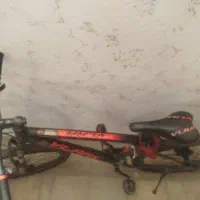 دوچرخه|دوچرخه، اسکیت، اسکوتر|صدرا-فارس, فاز ۱|دیوار