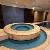 202متر3خواب-برج-آسمان-خراش-دریاچه-استخر-روف-گاردن