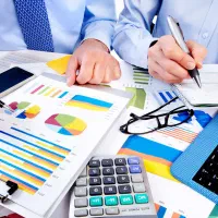 حسابدار کمک حساب دار مالی مدیر مالی