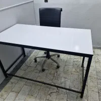 میز تحریر، کامپیوتر و ...