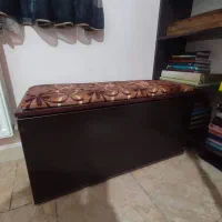 صندوقچه نیمکتی