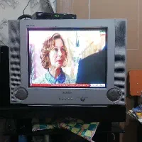تلفزیون 23 اینچ