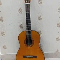 گیتار یاماها c70