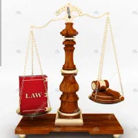 ورود به محاکم وکیل پایه یک دادگستری