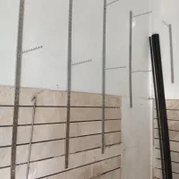 آویز دیواری لباس به همراه لوازم