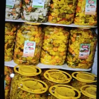 فروش عمده ترشی خیارشور آب معدنی سرکه سیب کارخانه|خوردنی و آشامیدنی|رشت, چله خانه|دیوار