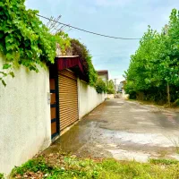 ۱۴۲متر زمین دیوارکشی(بر۱۰متری)فاصله تا گلسار2دقیقه