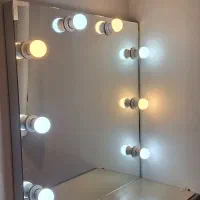 آینه ی چراغ دار