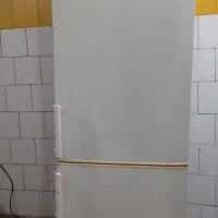 یخچال فریزر ورق بزنید