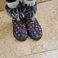 کتونی خارجی  دخترونه|کفش و لباس بچه|گنبد کاووس, |دیوار