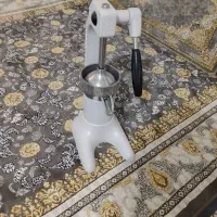 آبمیوه گیره دستی نو