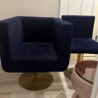 سه عدد صندلی میزبان سالم