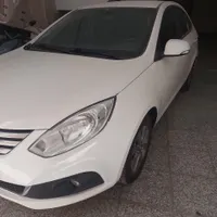 جک J4، مدل ۱۴۰۲ بیرنگ در حد