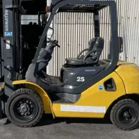 لیفتراک کوماتسو ۲.۵ دیزل ۲۰۱۵