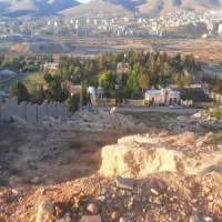 زمین-استثنایی-ویودارترین-پلاک-بهارستان