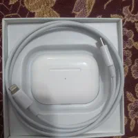 ایرپاد سفید