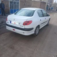 پژو 206 sd v8