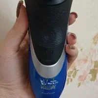 ریش تراش philips خارجی کاملا نو اصلا استفاده نشده
