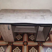 میز کامپیوتر