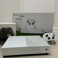 ایکس باکس وان اسxbox one s یه ترابایت دو دسته|کنسول، بازی ویدئویی و آنلاین|تهران, تهرانپارس غربی|دیوار