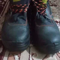 چکمه‌سایز۴۵|کیف، کفش، کمربند|کاشان, کارگر|دیوار