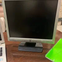 مانیتور ۱۷ اینچ LCD