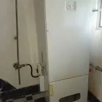 فروش یک عدد آبگرمکن یخچالی