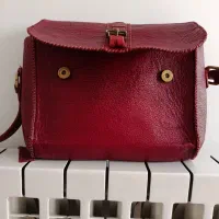 کیف چرمی|کیف، کفش، کمربند|اشتهارد, |دیوار