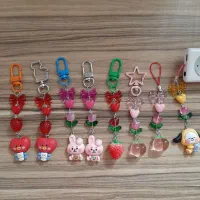 جاکلیدی و آویز گوشی توت فرنگی و bt21