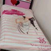 تخت نوجوان فرفورژه همراه با میز و اینه و پاتختی