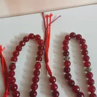 دو تسبیح یاقوت.  دونه انای