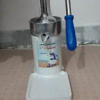ابمیوه گیردستی