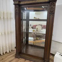 کمد ویترین کاملا سالم|بوفه، ویترین، کنسول|شهرکرد, |دیوار