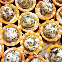 نیروی کار جهت کار در کارگاه شیرینی پزی