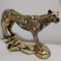 مجسمه سالم گچی