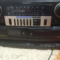 دو عدد  رادیو ضبط دو کاست سونی و ریکور  تا حد نو‌