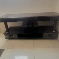 میز تلویزیون شیشه ای
