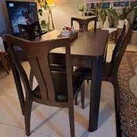 میز ناهارخوری چهارنفره