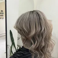 استخدام دستیار رنگ مو
