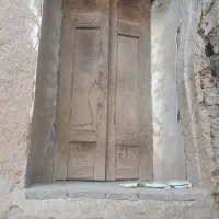 درب سنتی چوبی قدیمی|صنایع دستی و سایر لوازم تزئینی|زرقان, |دیوار