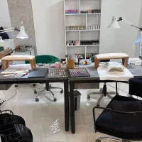 میز صندلی ناخن و شلف