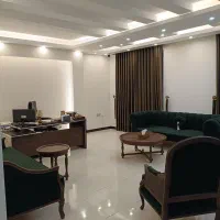 اجاره ۱۰۰ متر موقعیت اداری /بین فلکه سوم و کانال