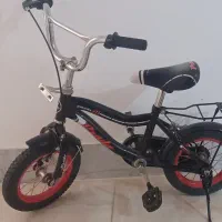 دوچرخه سایز ۱۲ در حد نو کاملا سالم