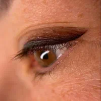 مدل میکروبلیدینگ خط چشم و شیدینگ لب|خدمات آرایشگری و زیبایی|رشت, معلم|دیوار