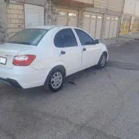 مدل ۴۰۰ساینا اس کم کار خونگی شاسی سالم وپلمپ